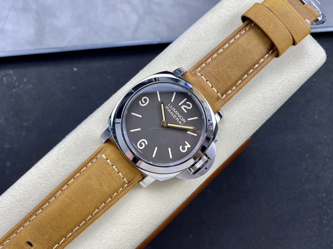 파네라이 PAM390 수동 시계 상세 이미지 4