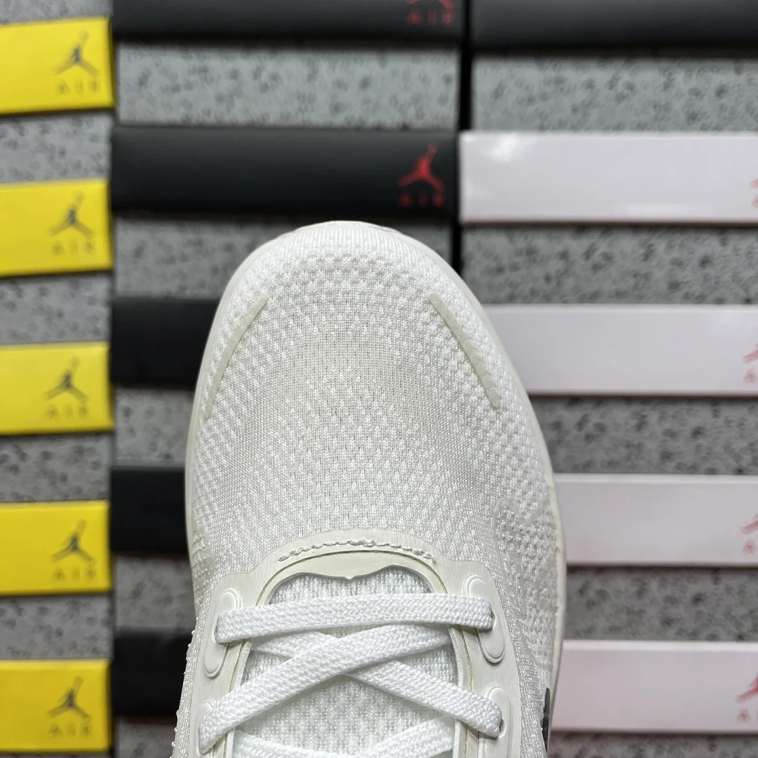 나이키 [CG] 보메로 프리미엄 HQ2050-303 201982 Nike Vomero Premium 상세 이미지 2