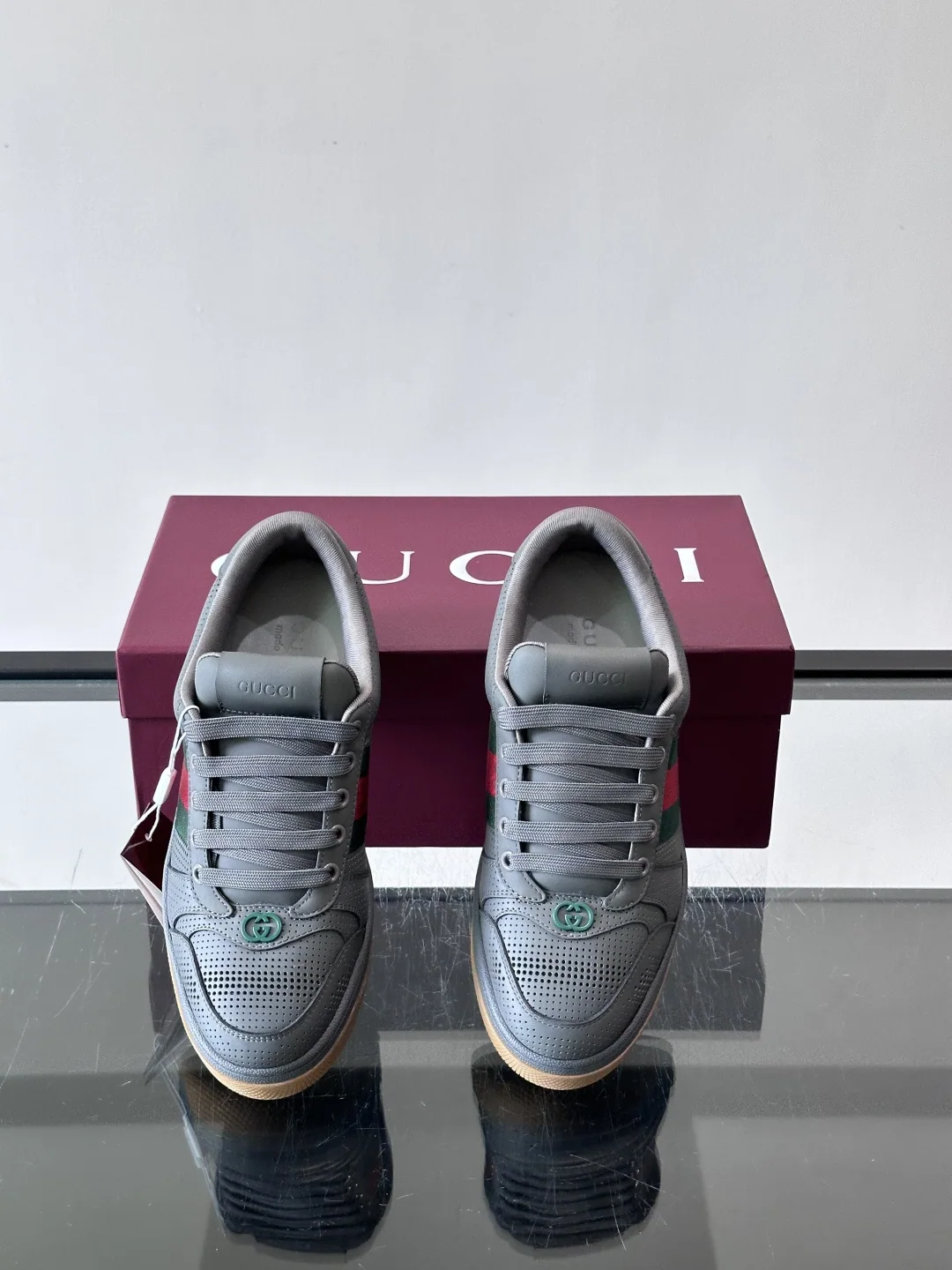 구찌 빈티지 스트라이프 가죽 스니커즈 상세 이미지 6