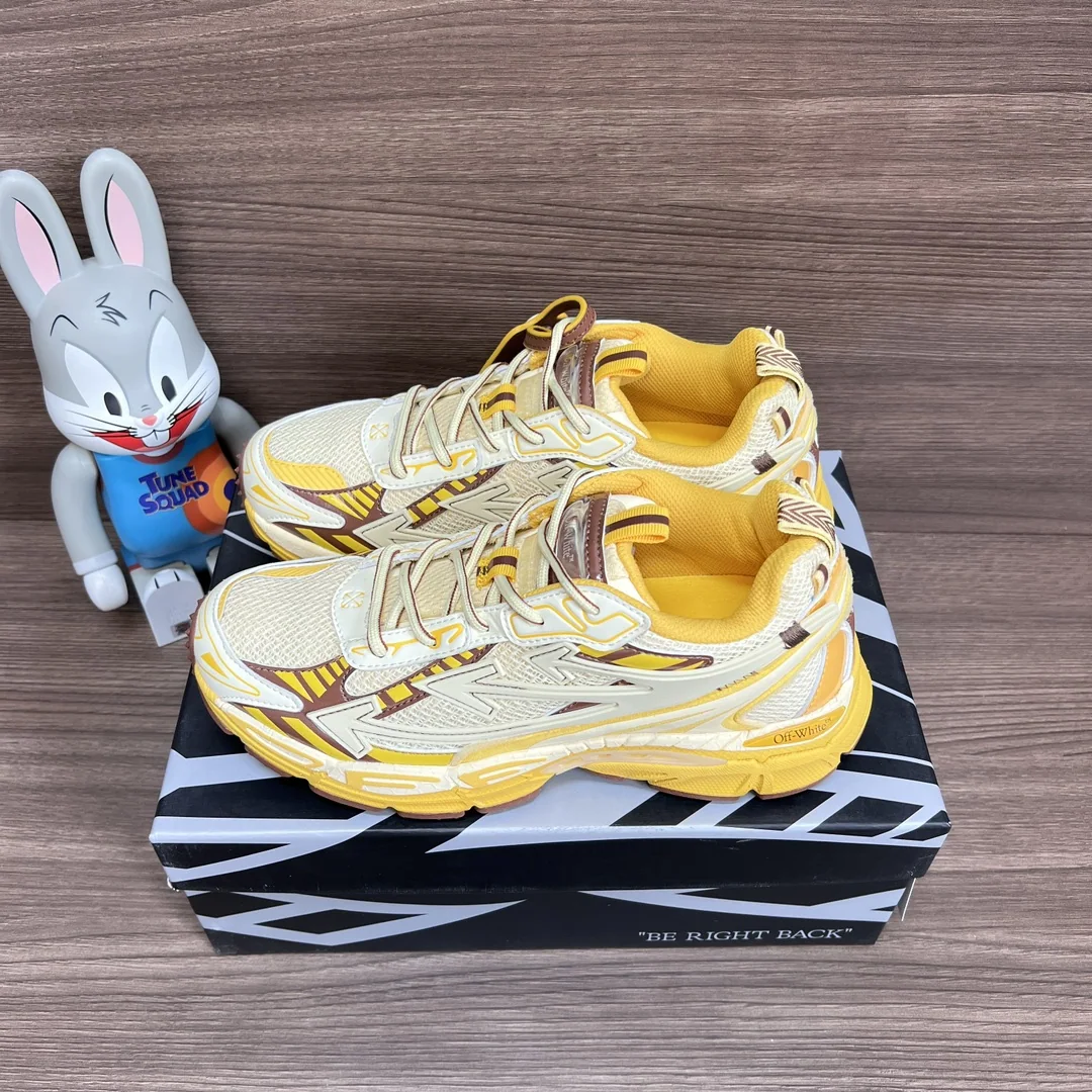 오프화이트 신발 상세 이미지 1