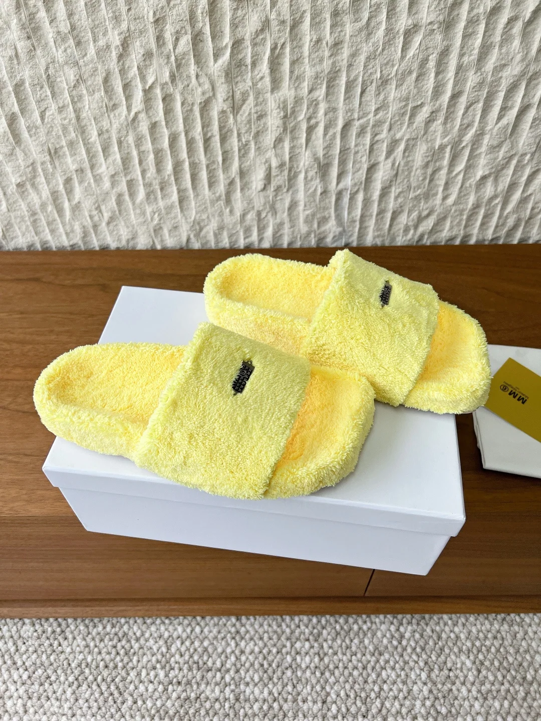 마르지엘라 5 개 발가락 메시 뮬 샌들 상세 이미지 2