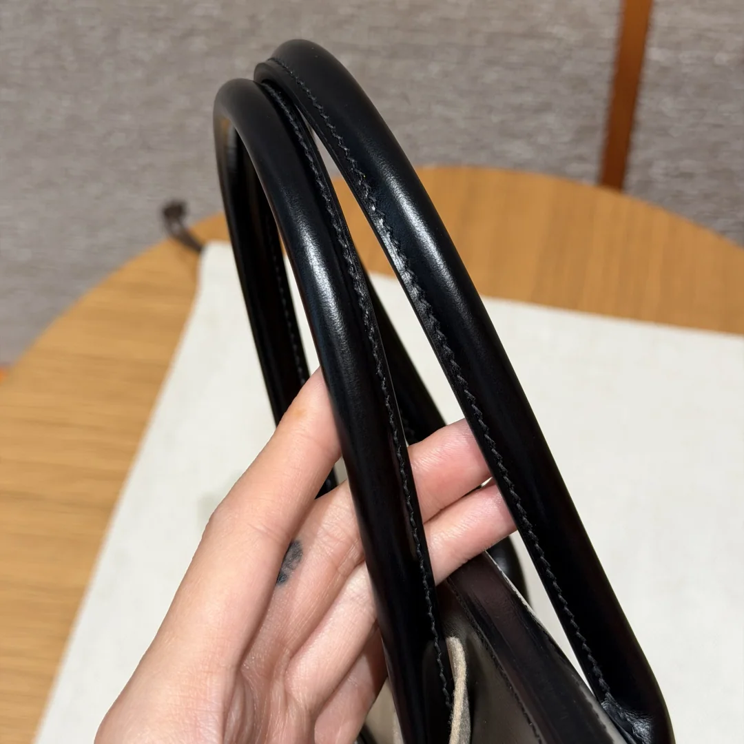 에르메스 버킨 35 블랙 가방 상세 이미지 9