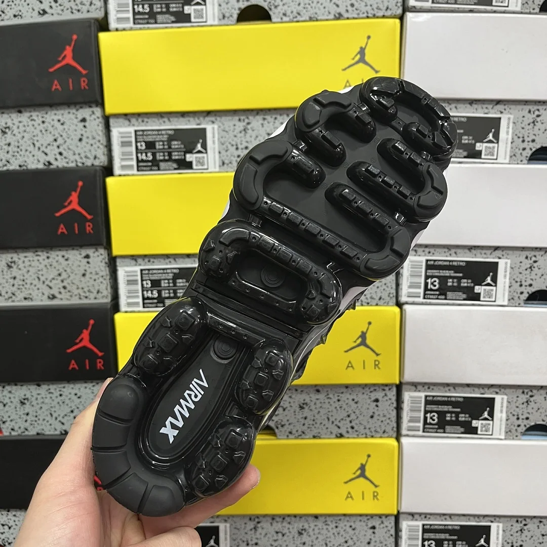 나이키 [OT] 에어 베이퍼맥스 플러스 블랙 화이트 924463-010 201594 Nike Air VaporMax Plus 상세 이미지 5