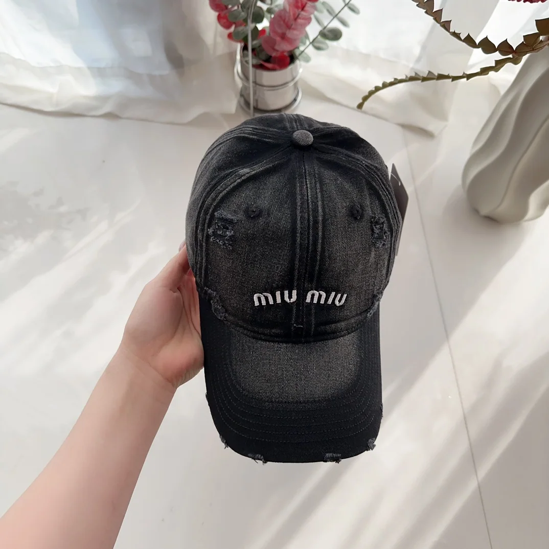 미우미우 모자 81066 Miu Miu Cap 상세 이미지 3
