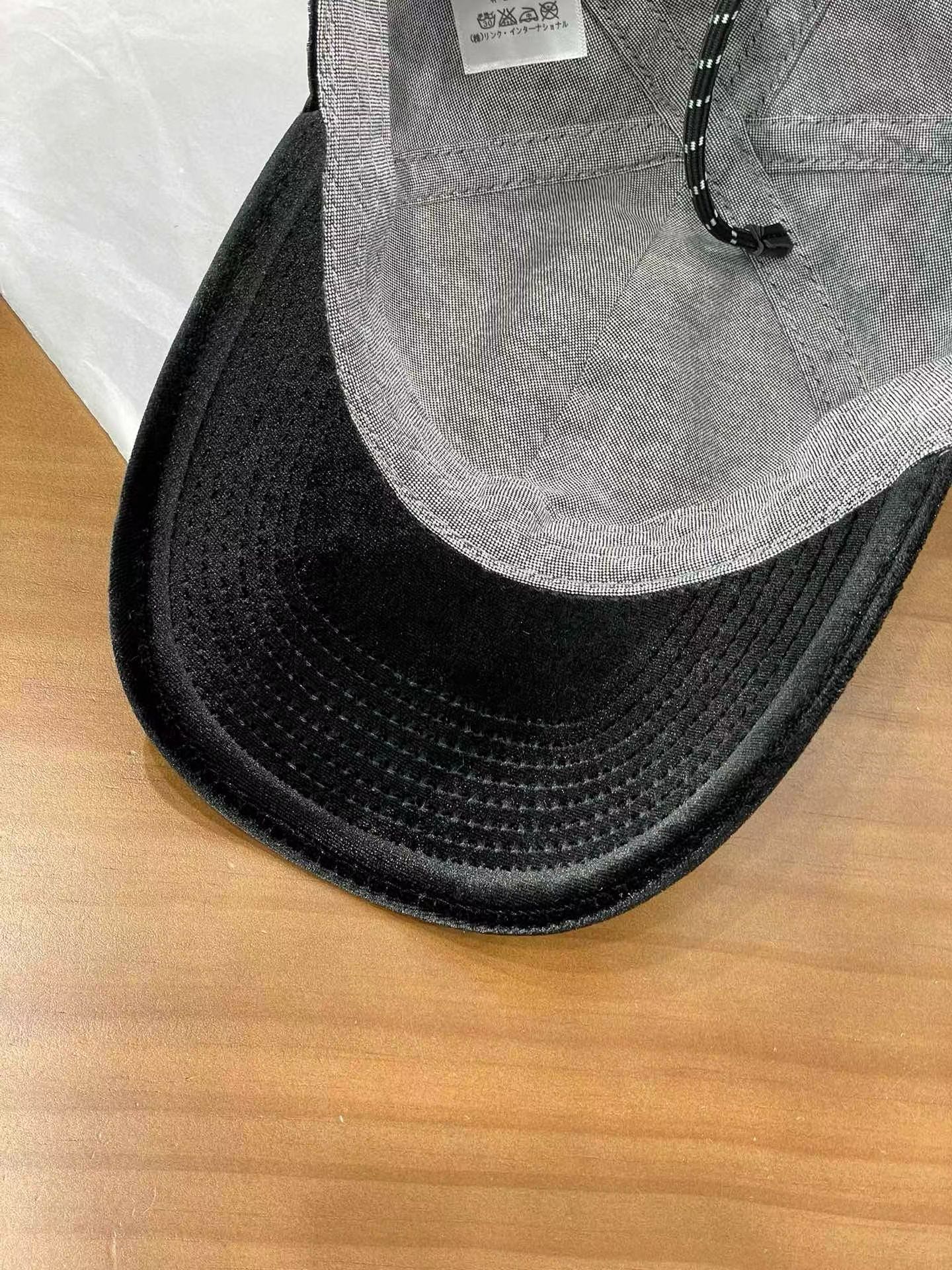 미우미우 벨벳 자수 야구모자 상세 이미지 7