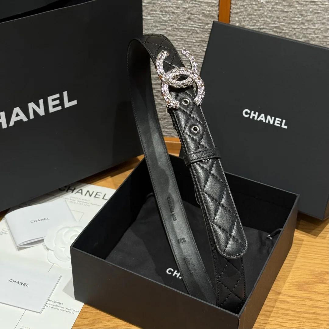 샤넬 더블 C 메탈 로고 램스킨 벨트 상세 이미지 4
