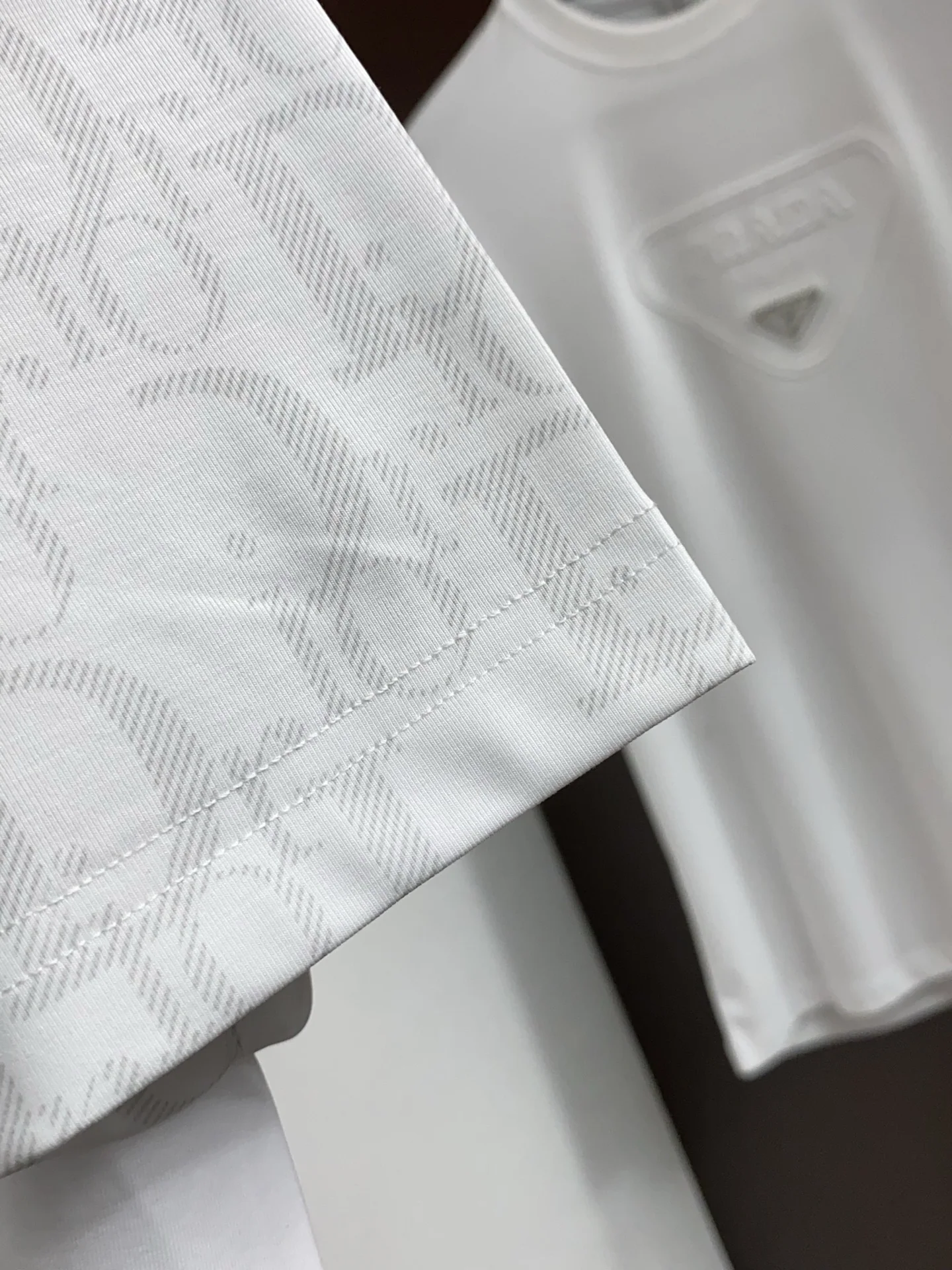 디올 크루넥 남성 반팔 티셔츠 상세 이미지 5