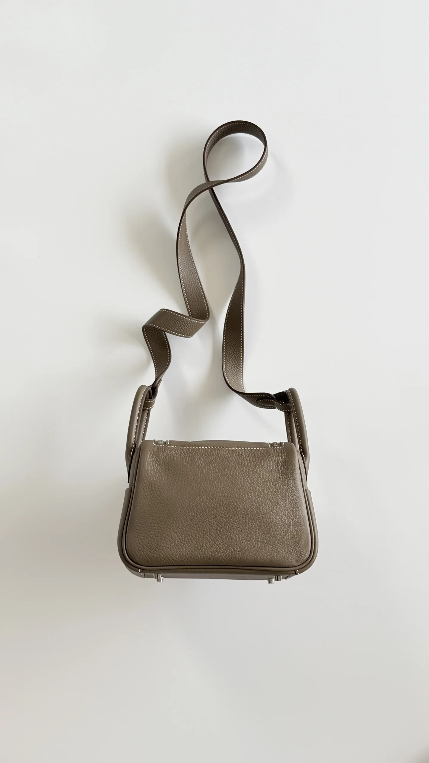에르메스 린디 미니 TC 가죽 가방 상세 이미지 2