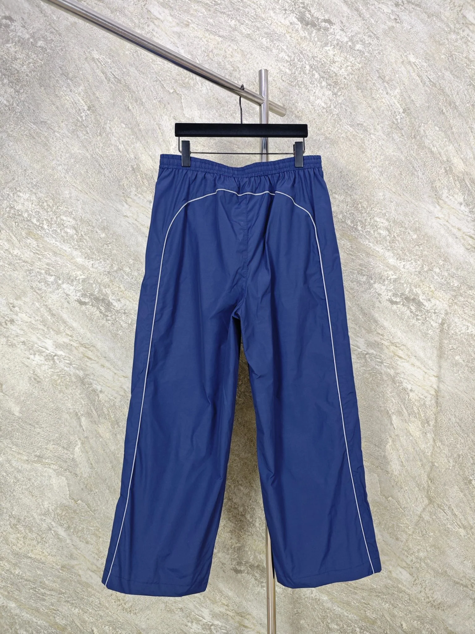 발렌시아가 26FW 남성 바지 152162 Balenciaga Pants 상세 이미지 2