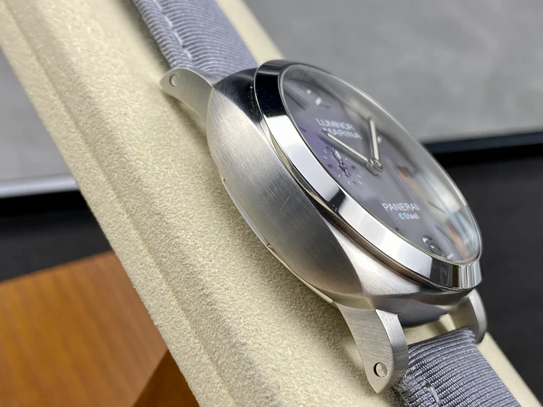 파네라이 PAM1358 시계 상세 이미지 5
