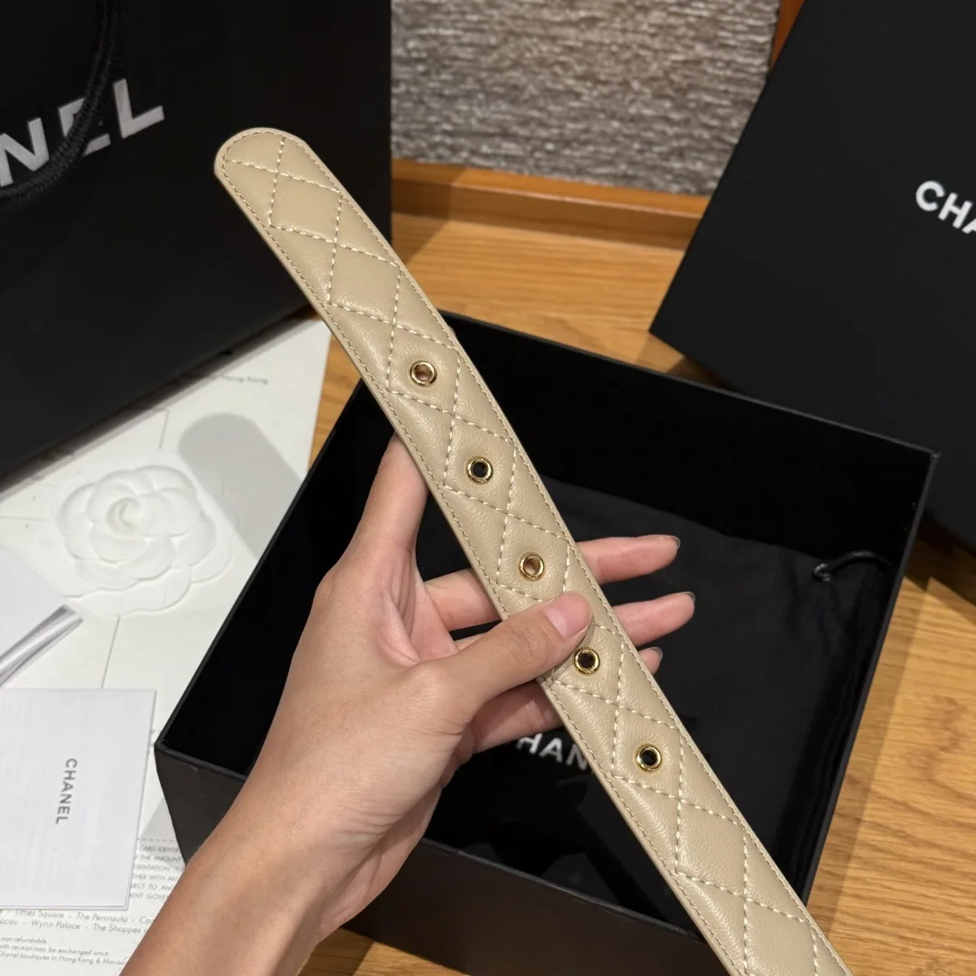 샤넬 다이아몬드 패턴 램스킨 더블 C 벨트 상세 이미지 7