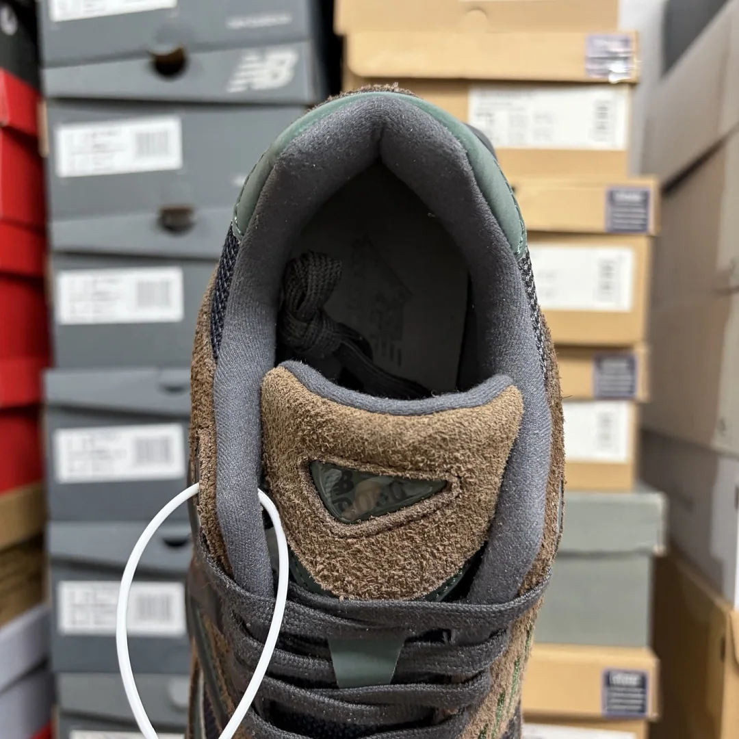 뉴발란스 [C] 9060 브라운 U9060OUT 202099 New Balance 9060 상세 이미지 6