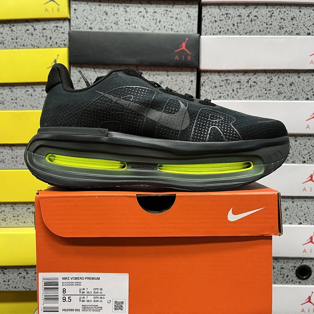 나이키 [CG] 보메로 프리미엄 HQ2050-001 201987 Nike Vomero Premium Black Volt