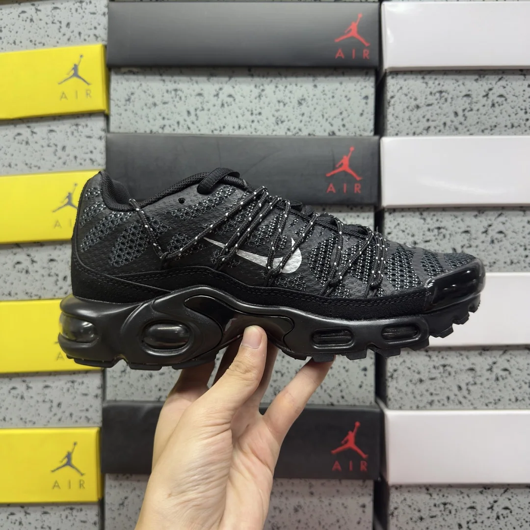 나이키 [BD] 에어 맥스 플러스 FD0670-001 201901 Nike Air Max Plus Toggle Black Reflective 상세 이미지 3