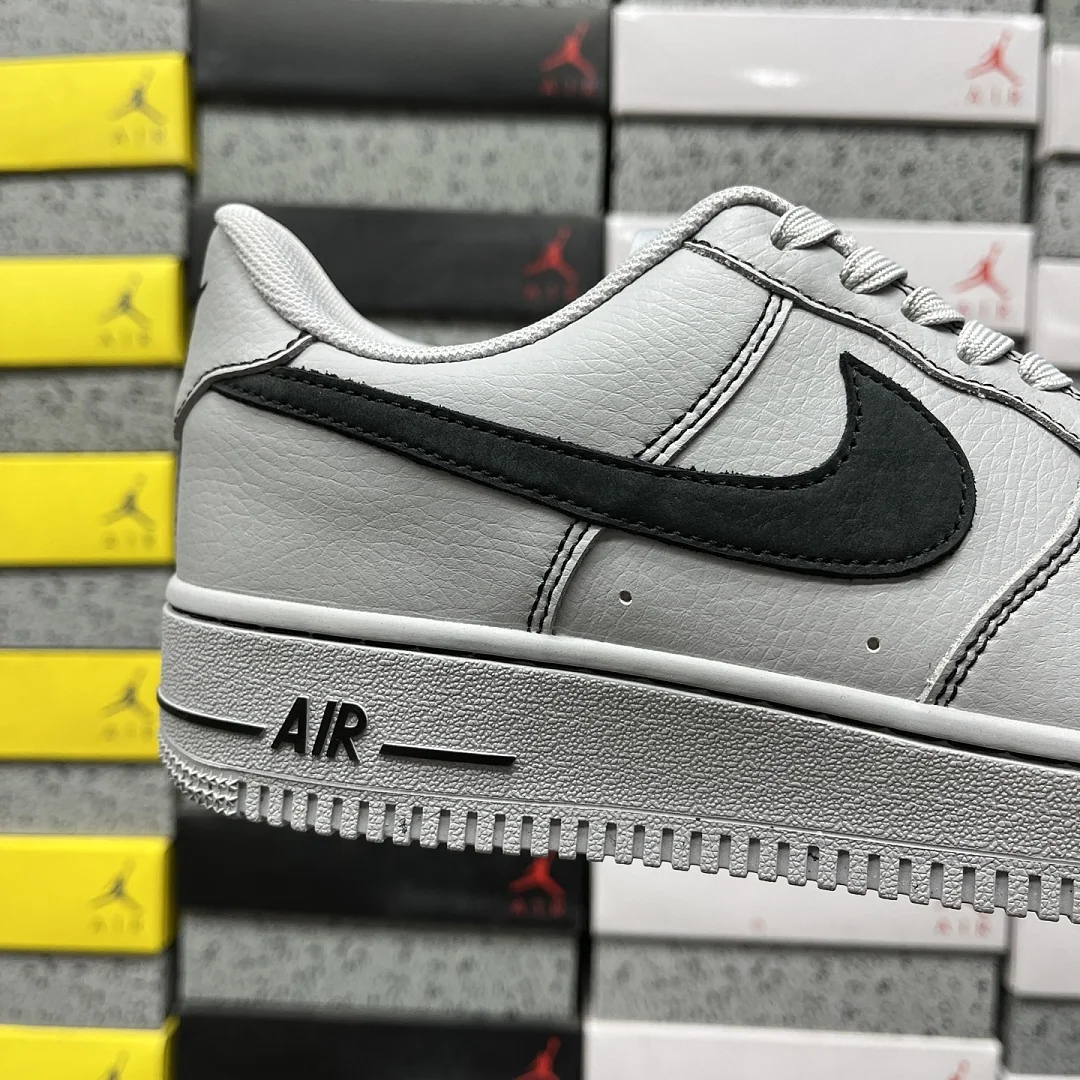 나이키 [XY/PB] 에어 포스 1 로우 H02037 201733 Nike Air Force 1 Low '07 LV8 Wolf Grey 상세 이미지 10