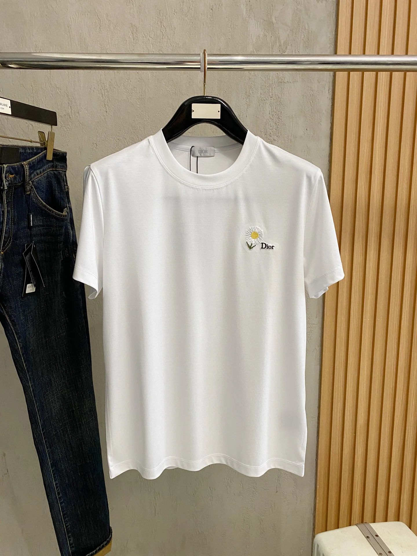 디올 남성 반팔 SS 상세 이미지 1