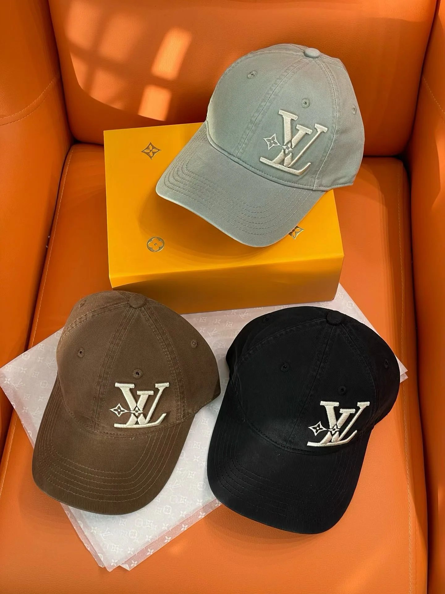 루이비통 3D 자수 LV 로고 야구모자 상세 이미지 1