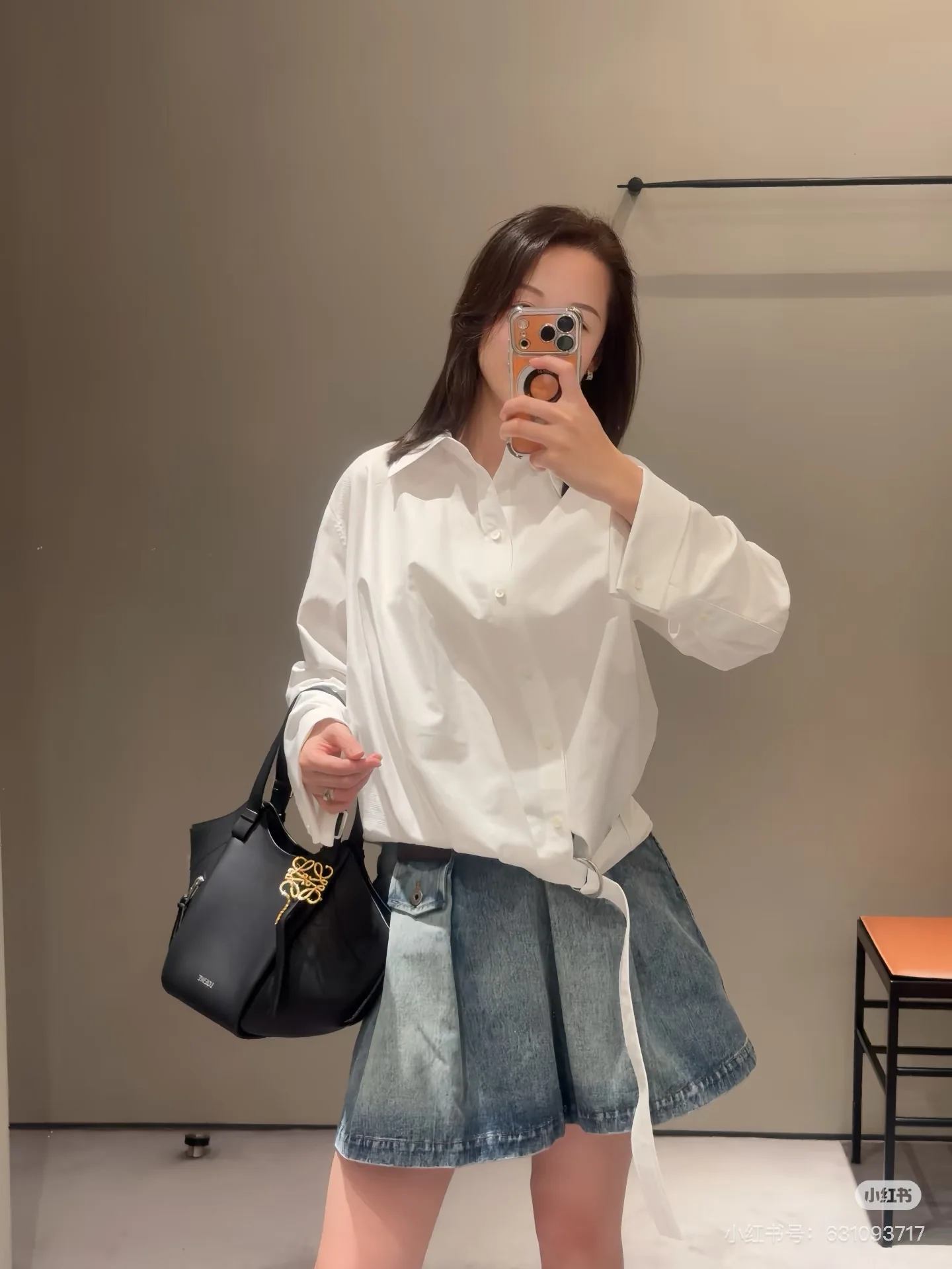 로에베 비대칭 실루엣 벨티드 여성 셔츠 상세 이미지 8