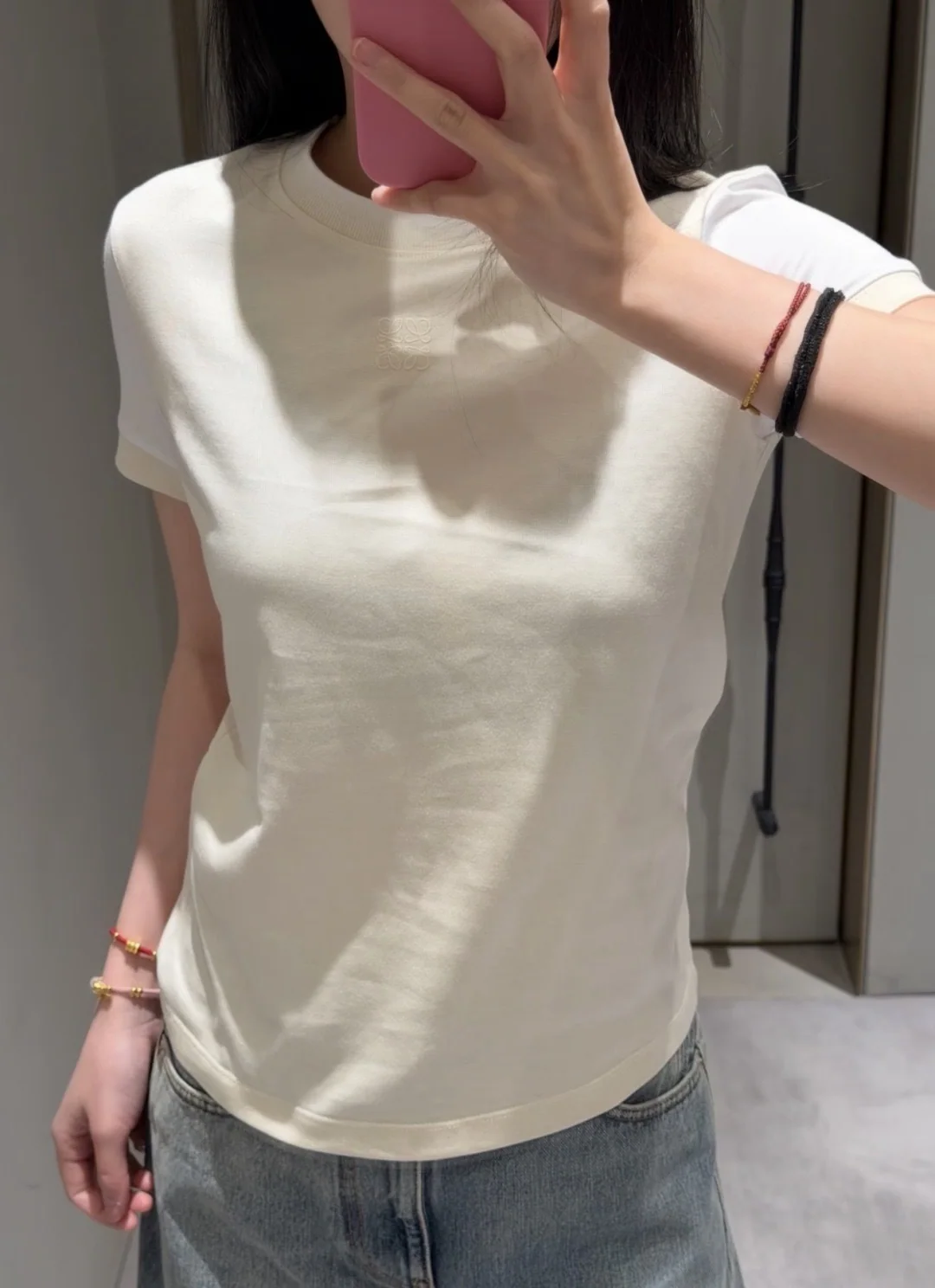 로에베 컬러 블록 래글런 반팔 티셔츠 상세 이미지 3