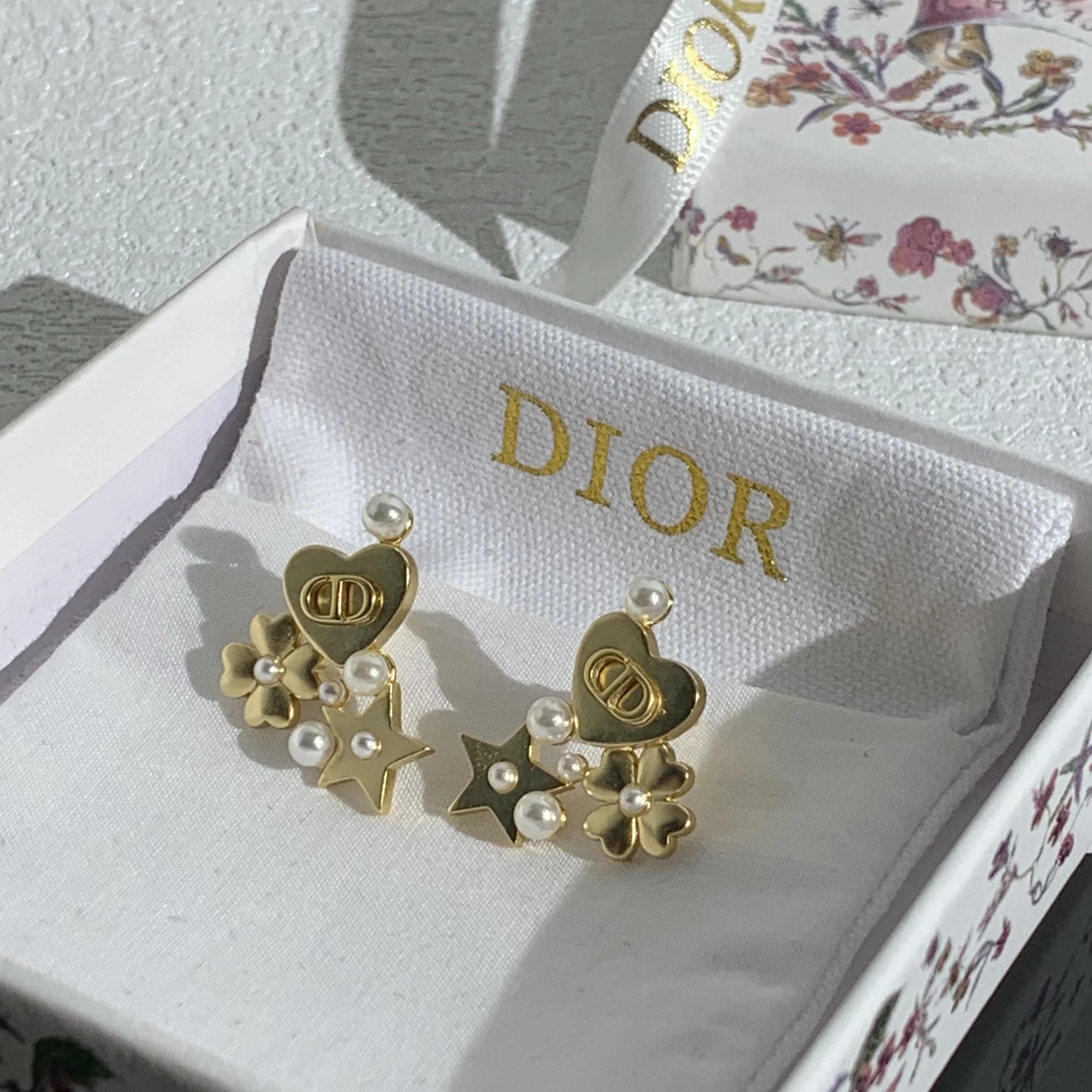 디올 귀걸이 60407 Dior Earrings 상세 이미지 10