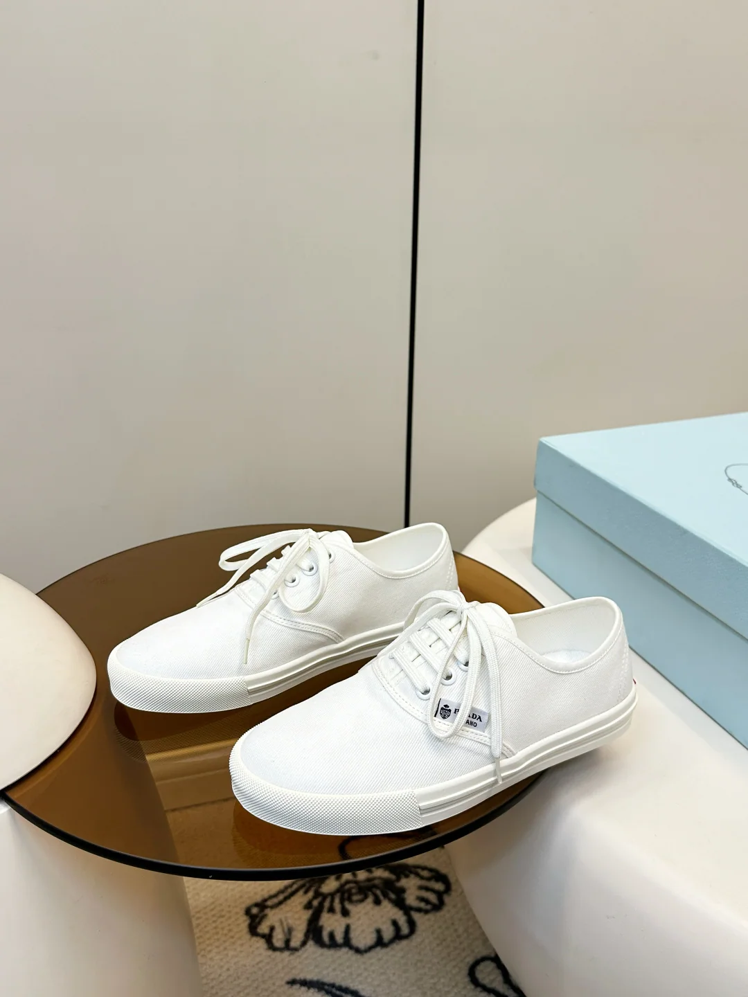 프라다 녹색 캔버스 스니커즈 8239 상세 이미지 3