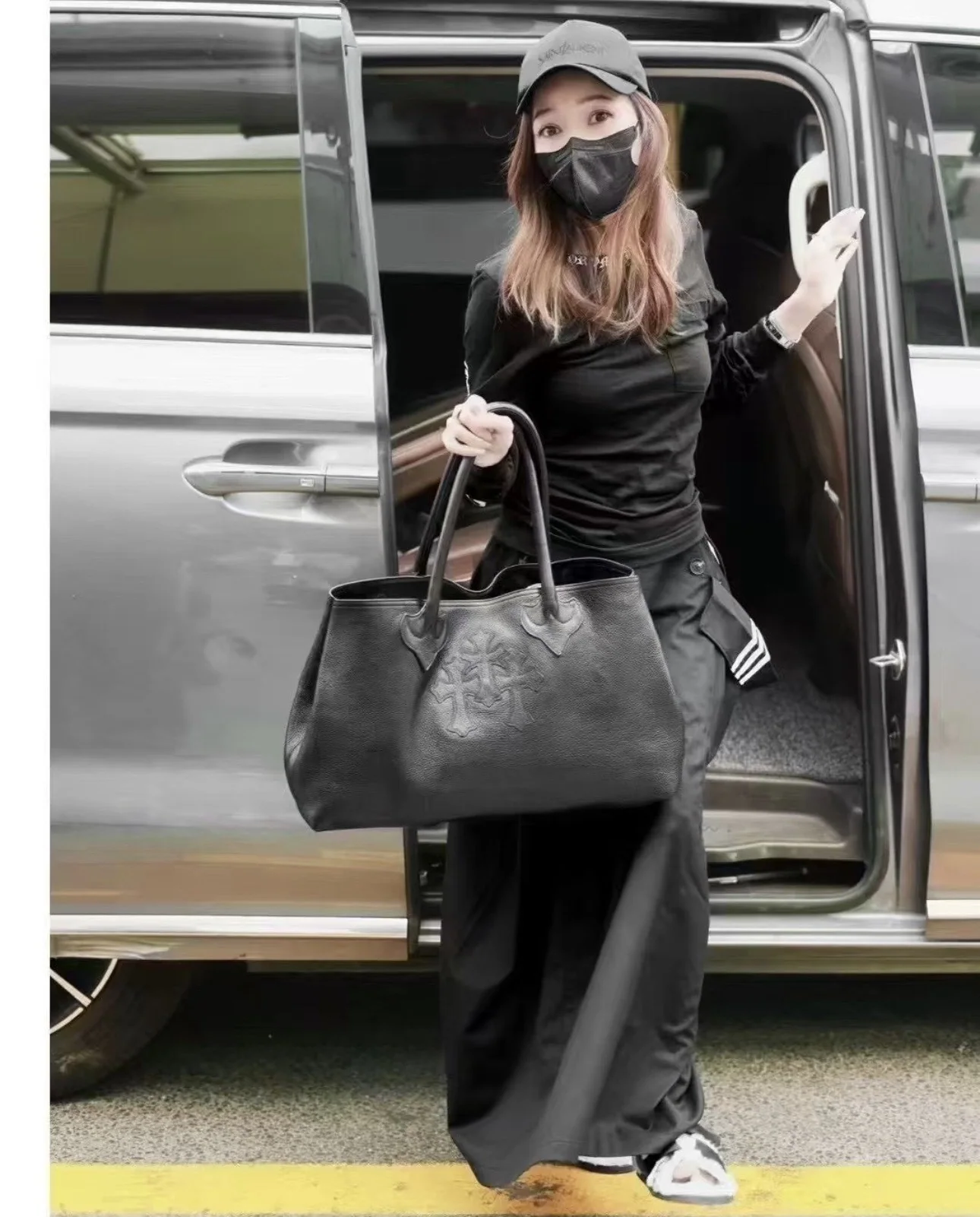 크롬하츠 블랙 쓰리크로스 패치워크 토트백 상세 이미지 9