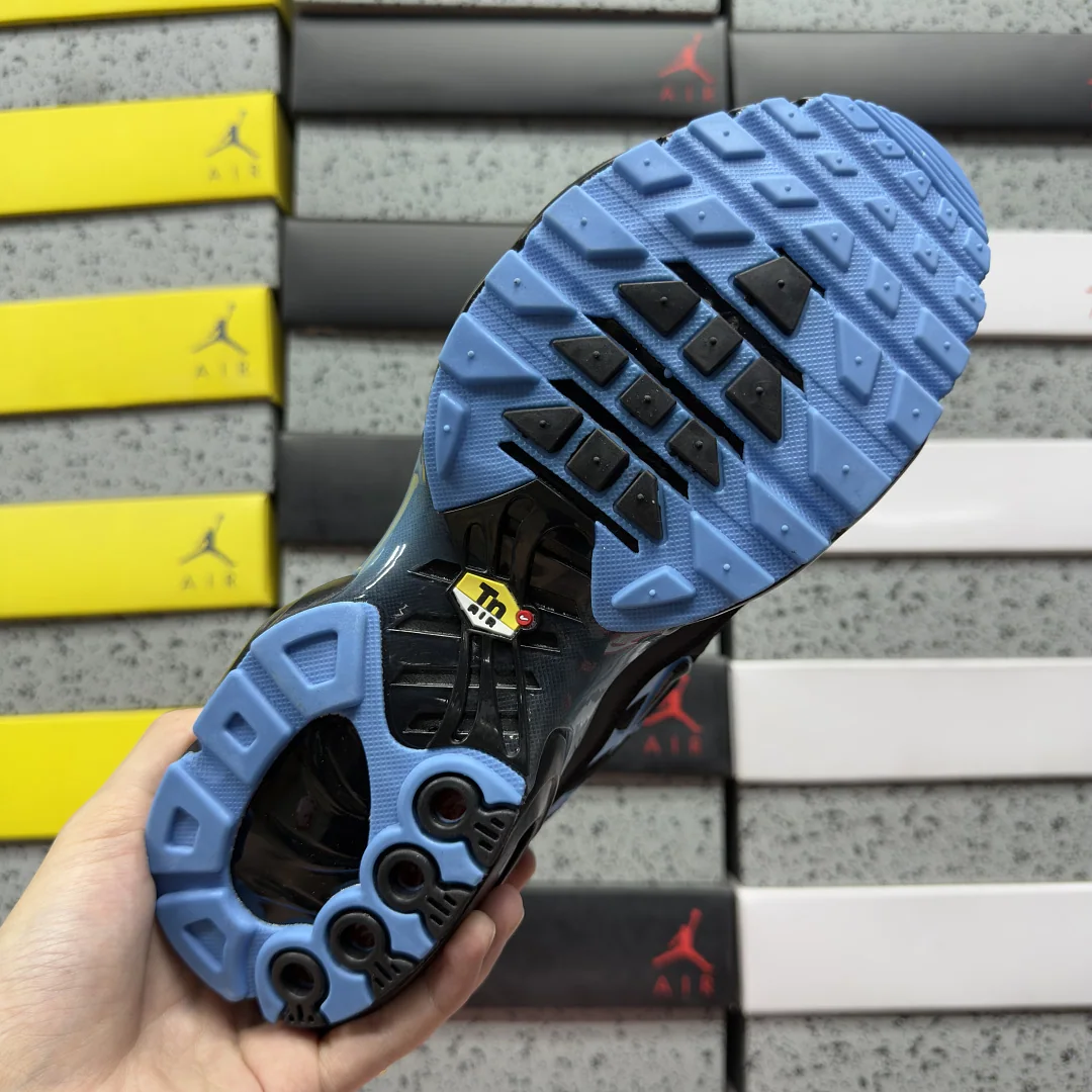 나이키 [BD] 에어 맥스 플러스 DM0032-005 201866 Nike Air Max Plus Black University Blue 상세 이미지 7