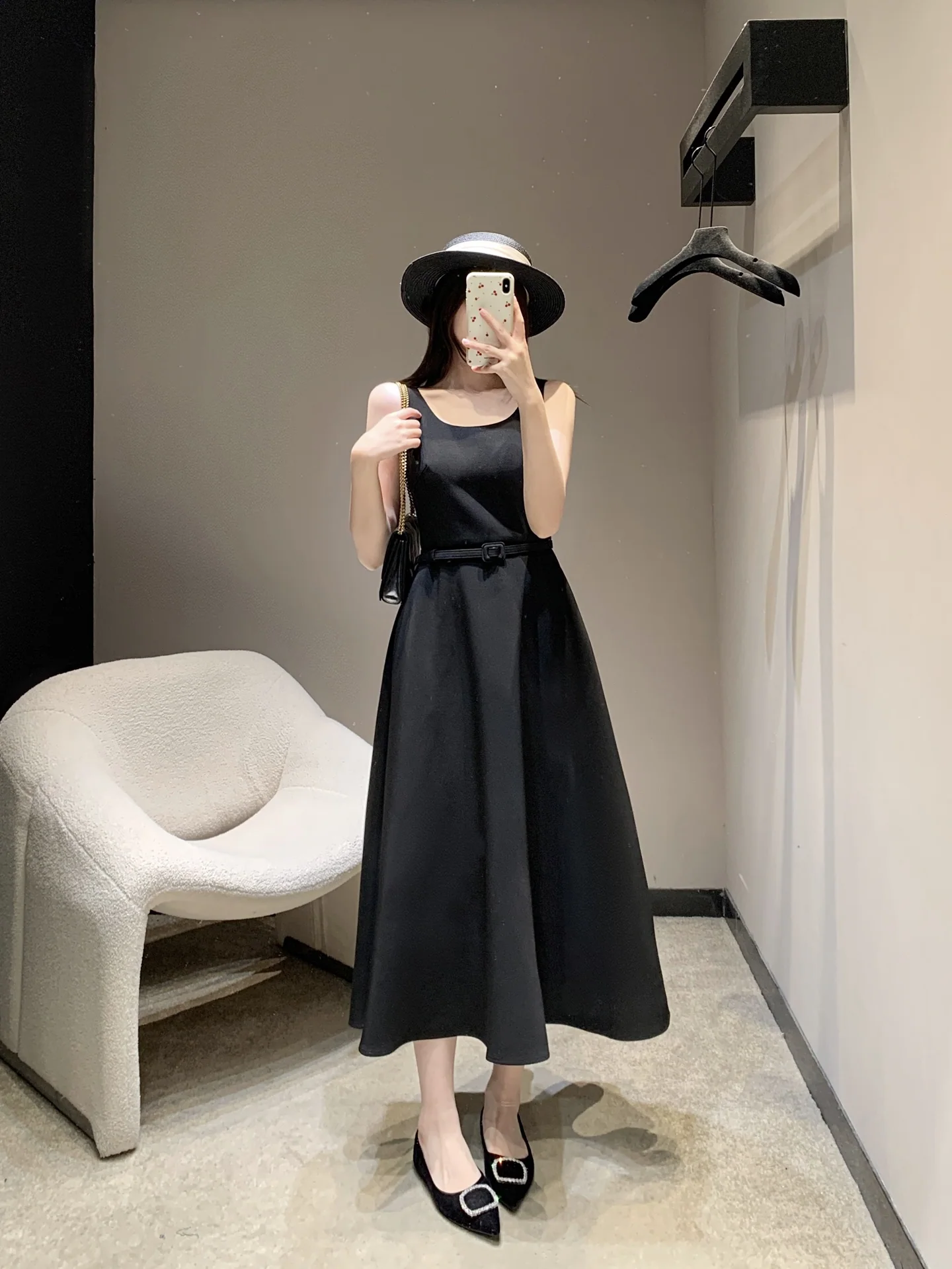 디올 울 실크 슬림핏 A라인 원피스 2026 SS