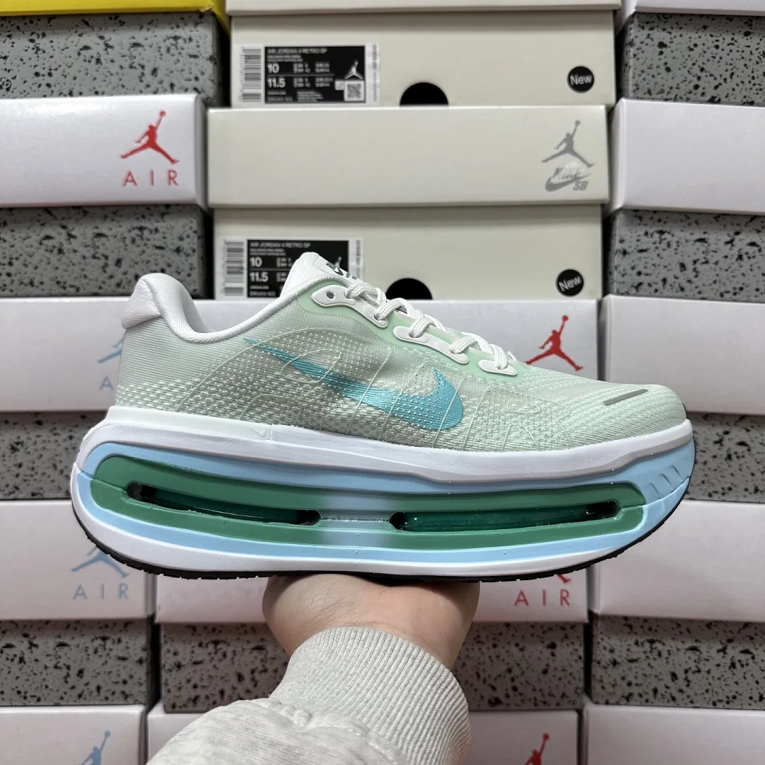 나이키 [5A] 보메로 프리미엄 블루 HQ2050-983 201628 Nike Vomero Premium 상세 이미지 3