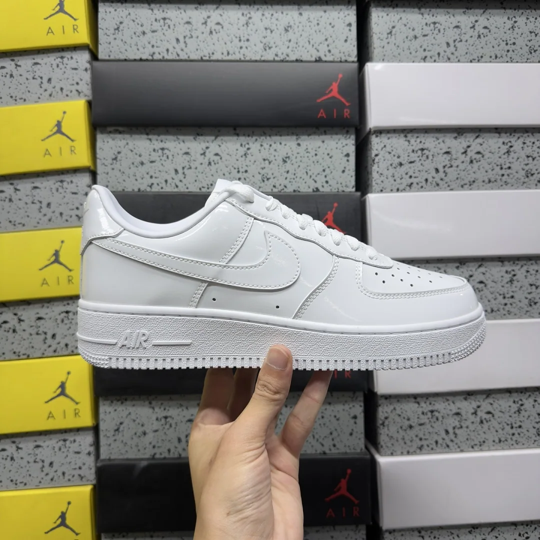 나이키 [MAX] 에어 포스 1 로우 IV2857-100 201752 Nike Air Force 1 Low '07 Premium White 상세 이미지 8