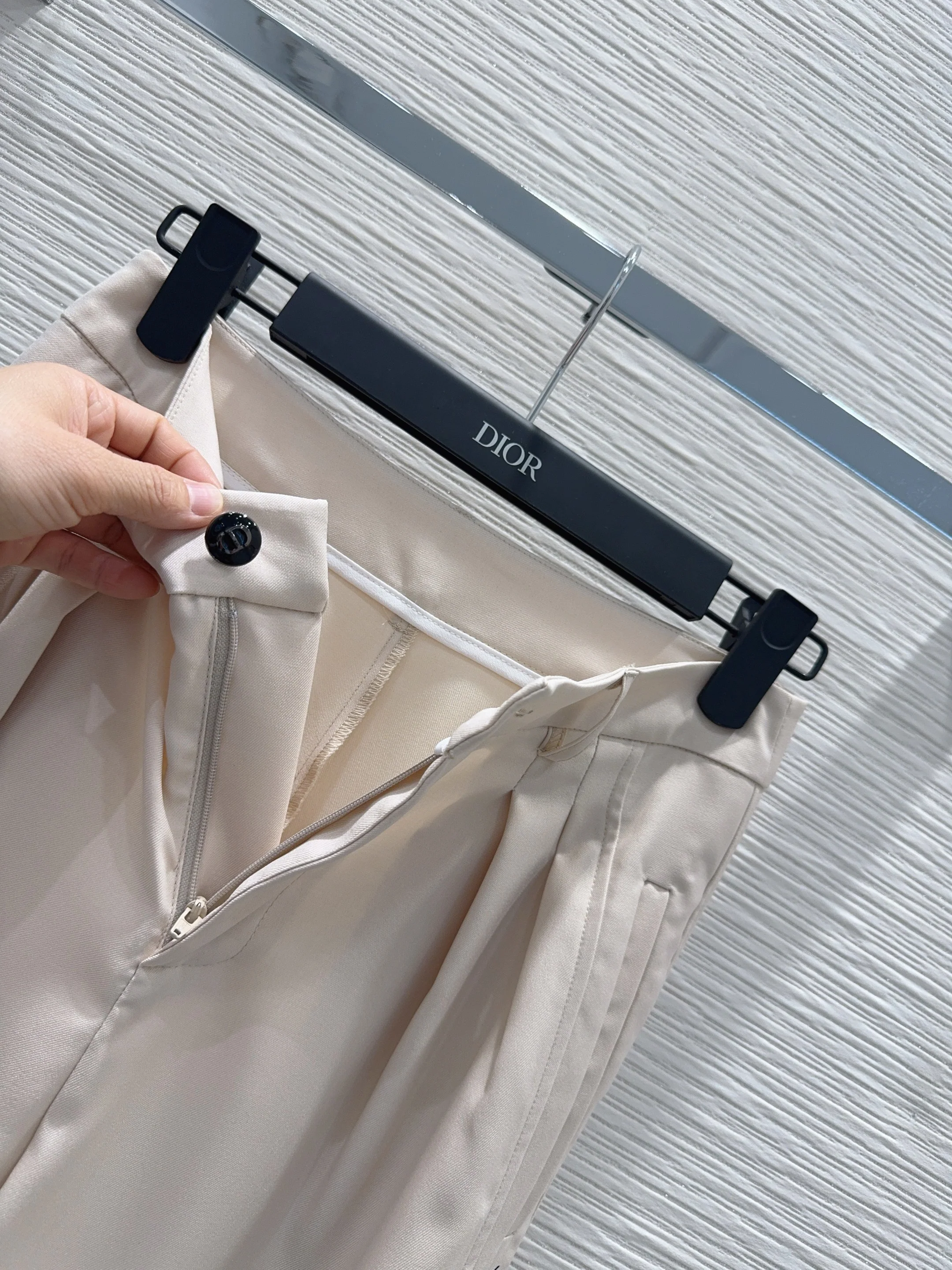 디올 2026 SS 여성 바지 92380 Dior Pants 상세 이미지 17