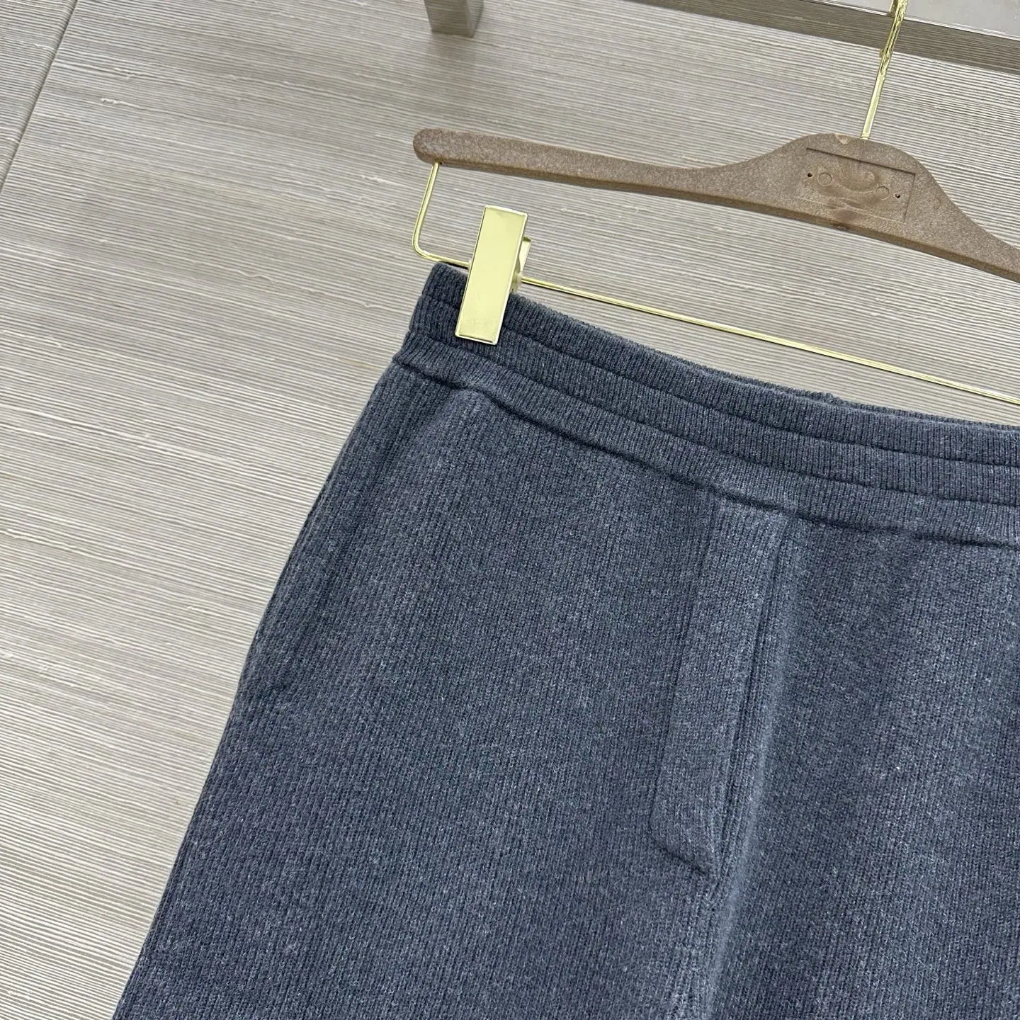 브루넬로쿠치넬리 캐시미어 조거 바지 상세 이미지 3