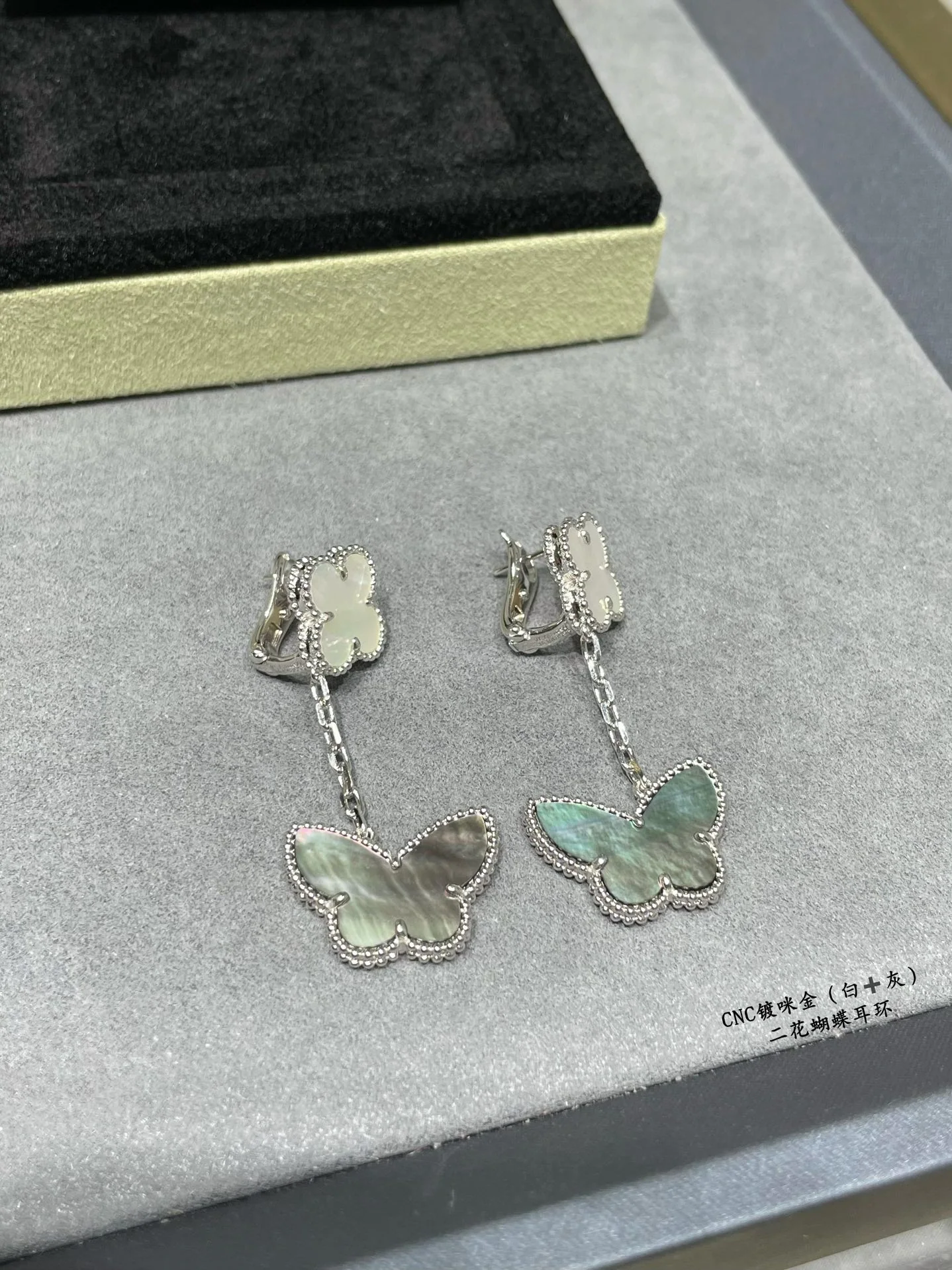 반클리프앤아펠 귀걸이 63746 Van Cleef & Arpels Earrings 상세 이미지 4