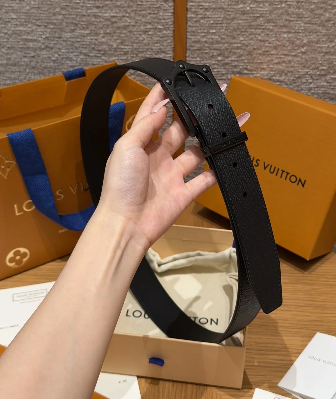 루이비통 프로그 35mm 리버시블 벨트 상세 이미지 3