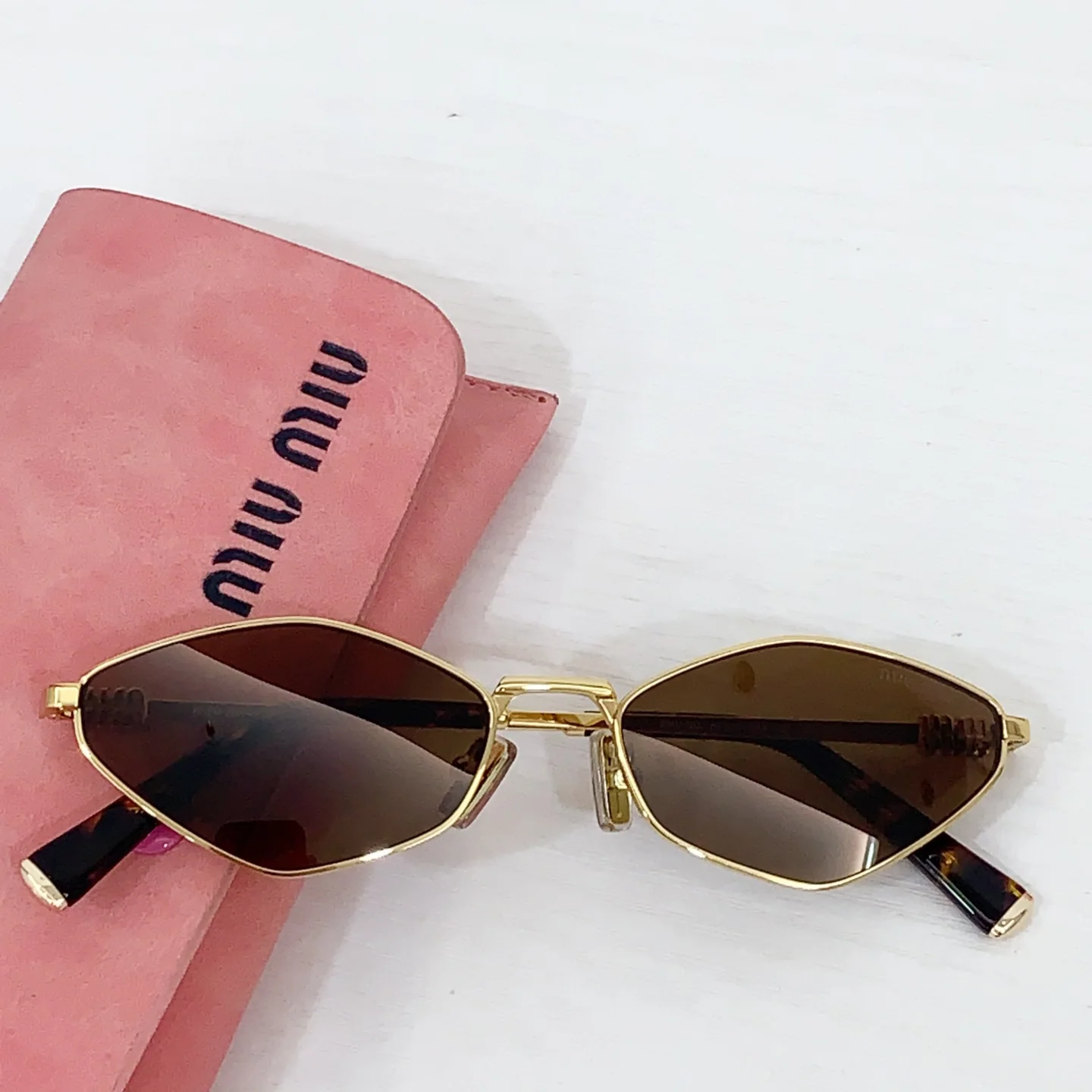 미우미우 선글라스 73130 Miu Miu Sunglasses 상세 이미지 3