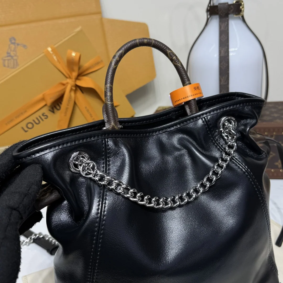 루이비통 버드케이지 오프 듀티 백팩 M25522 상세 이미지 7