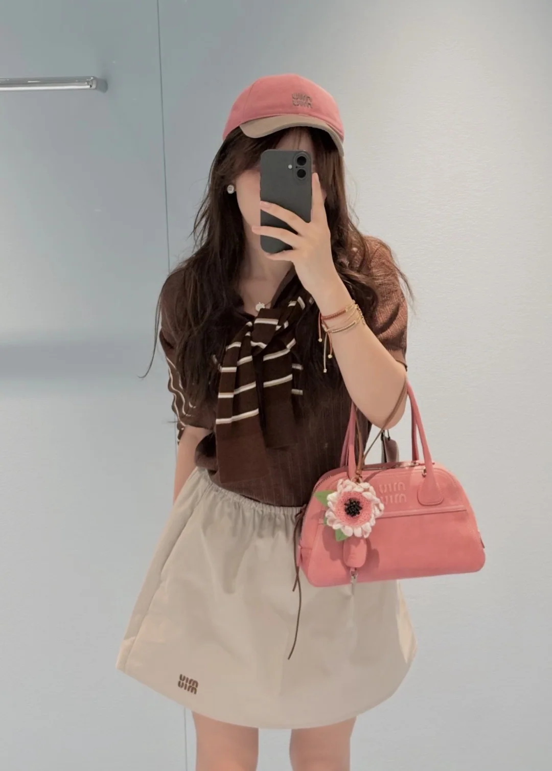 미우미우 진주버튼 카라 반팔 티셔츠 상세 이미지 2