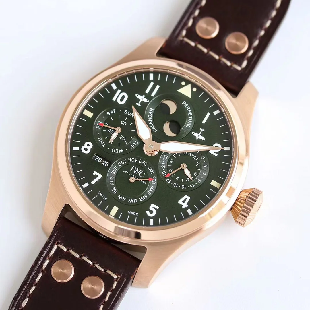 IWC 빅 파일럿 퍼페추얼 캘린더 시계 상세 이미지 3