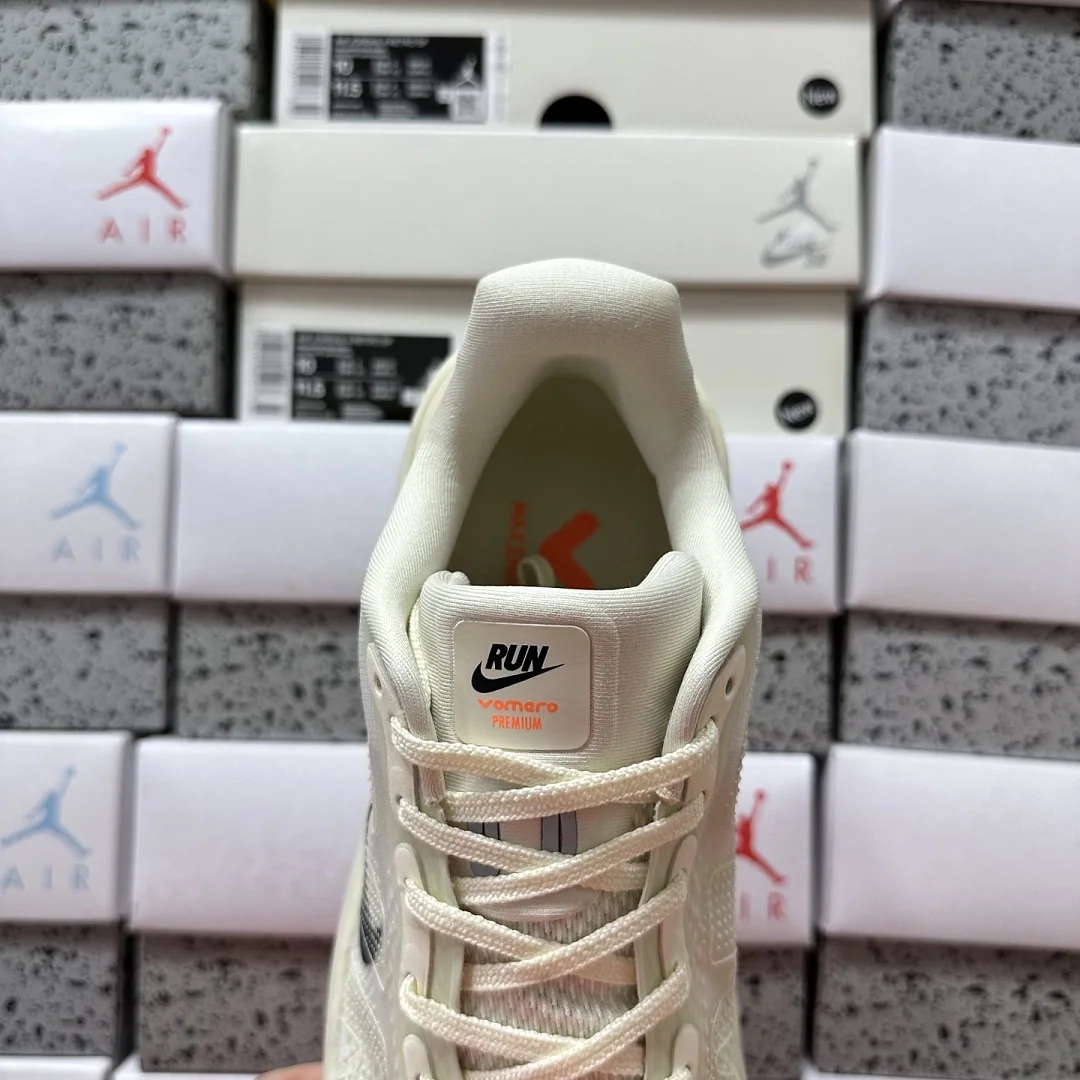 나이키 [5A] 보메로 프리미엄 옐로우 오렌지 HQ2050-100 201621 Nike Vomero Premium 상세 이미지 4