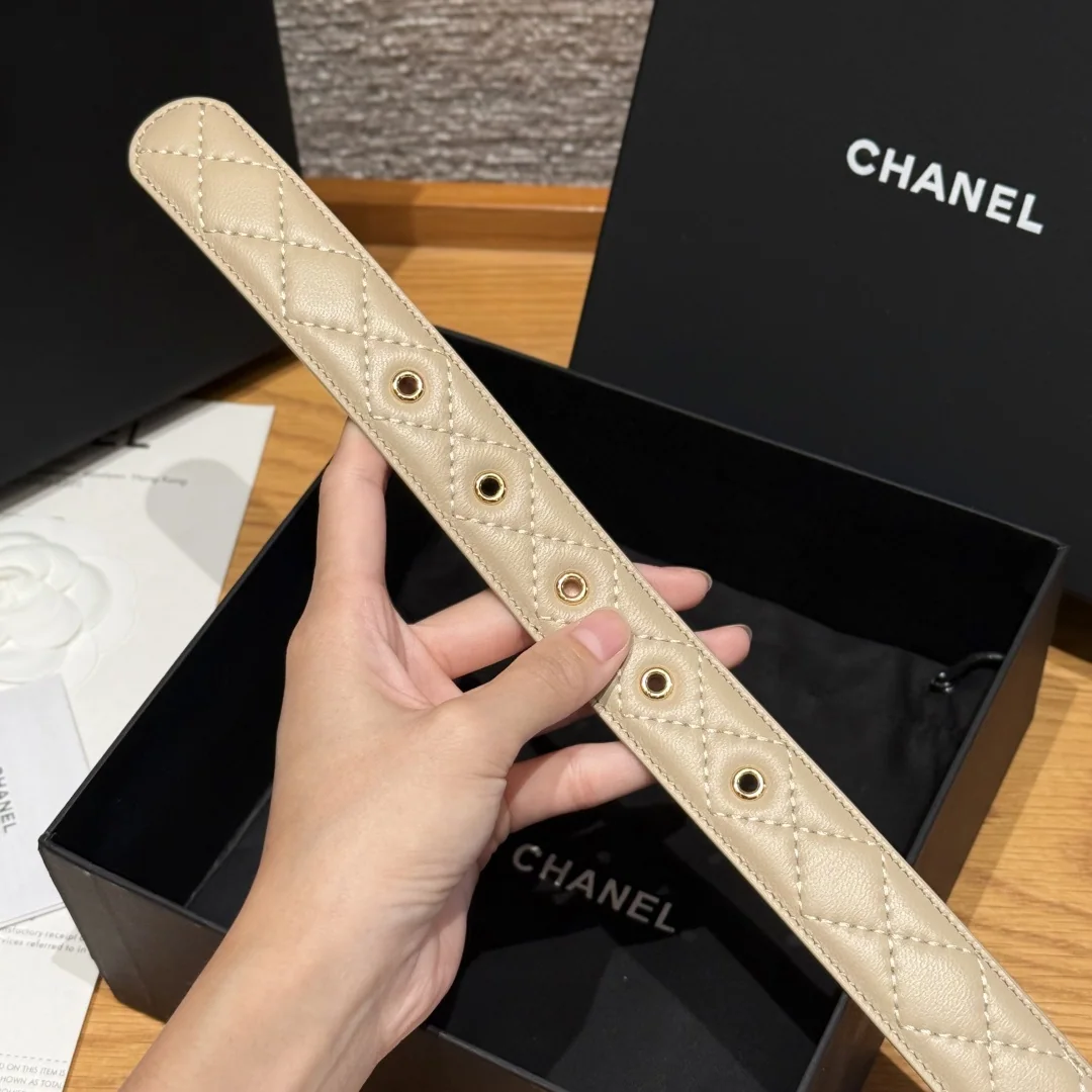샤넬 더블 C 메탈 로고 램스킨 벨트 상세 이미지 7