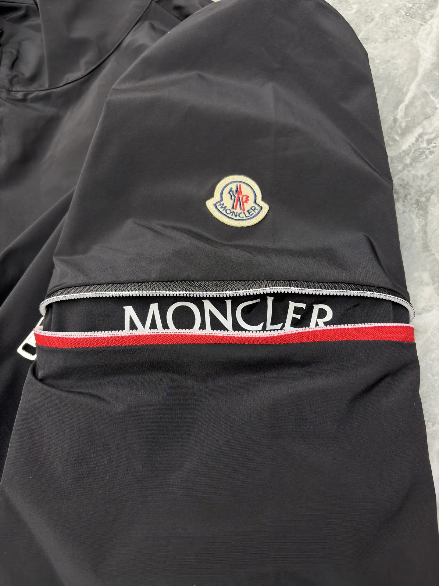 몽클레어 통기성 메시 남성 자켓 상세 이미지 5
