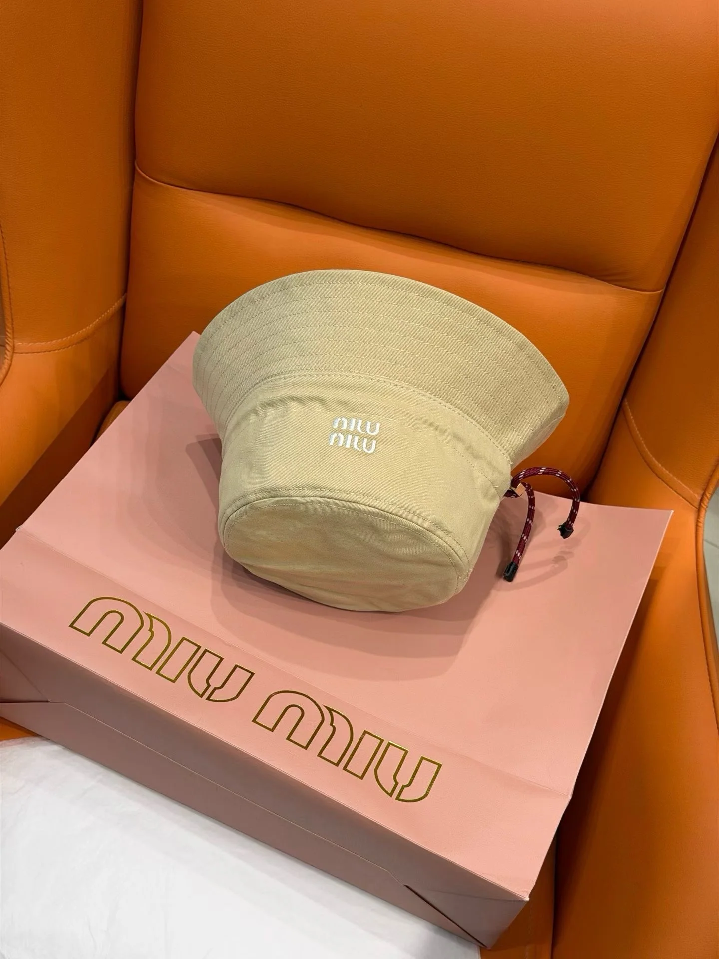미우미우 모자 81340 Miu Miu Cap 상세 이미지 3