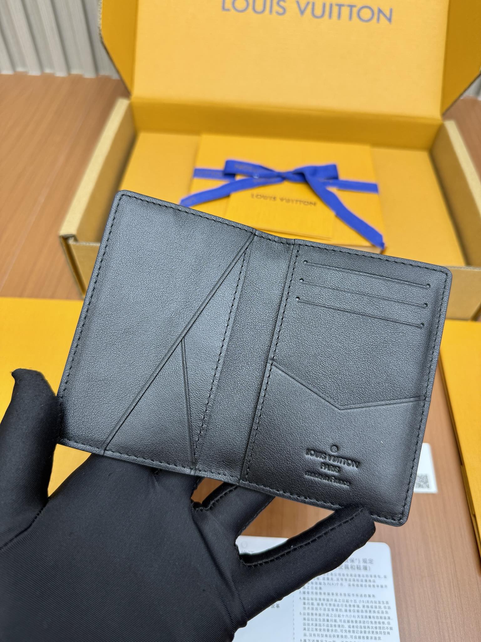루이비통 올 스틸 지갑 상세 이미지 9