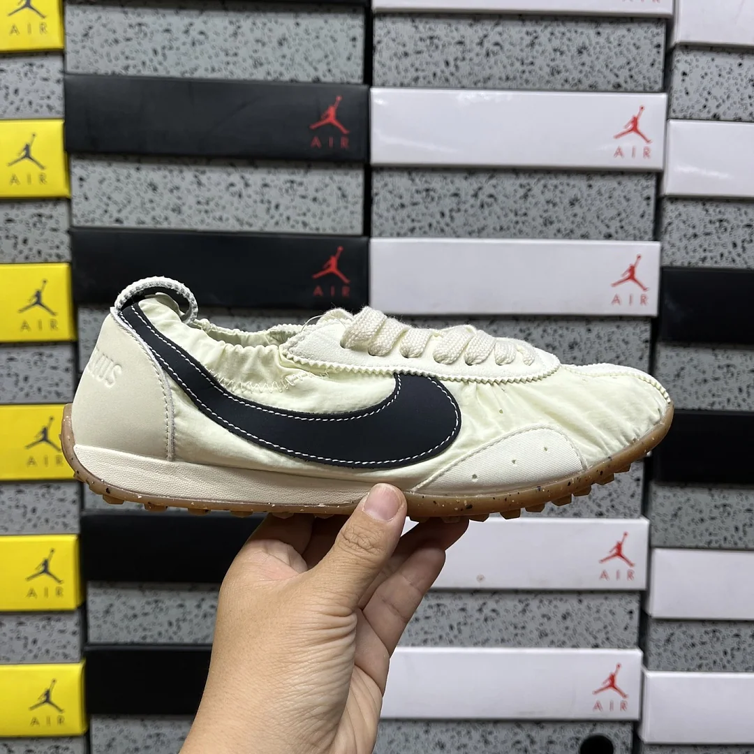 나이키 [YJ] HV8547-700 201604 Nike Moon Shoe SP Jacquemus Alabaster 상세 이미지 2