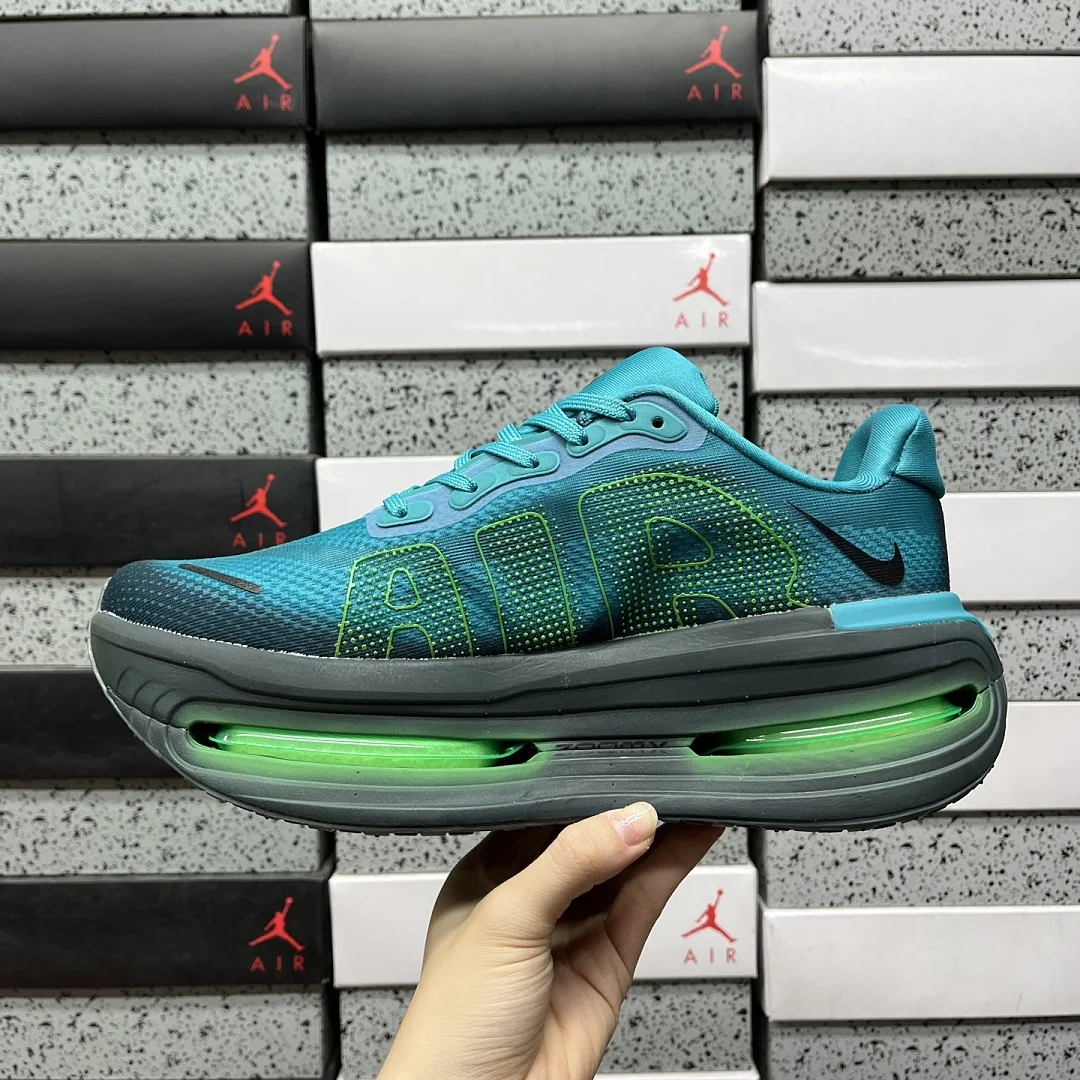 나이키 [5A] 보메로 프리미엄 IV6297-300 202028 Nike Vomero Premium Chicago Marathon 상세 이미지 9