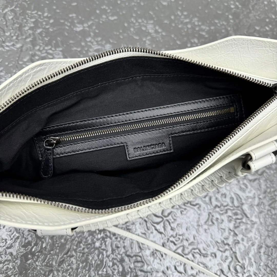 발렌시아가 르 시티 퍼스트 모터사이클 백 가방 상세 이미지 8