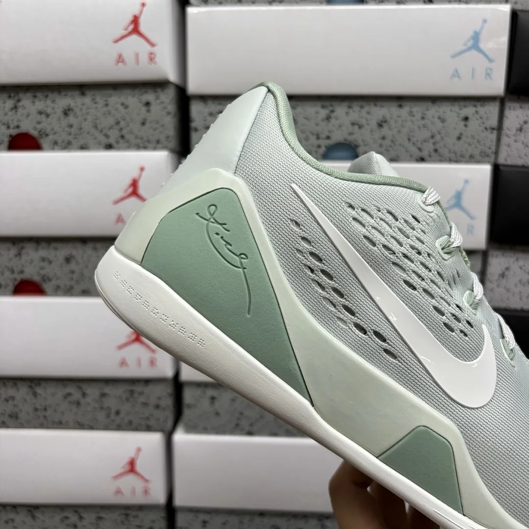 나이키 [GX] 코비 9 EM 로우 프로트로 IH1401-003 201709 Nike Kobe 9 EM Low Protro Light 상세 이미지 3