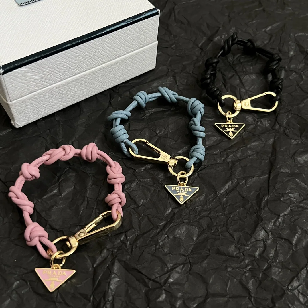 프라다 가죽 팔찌 71447