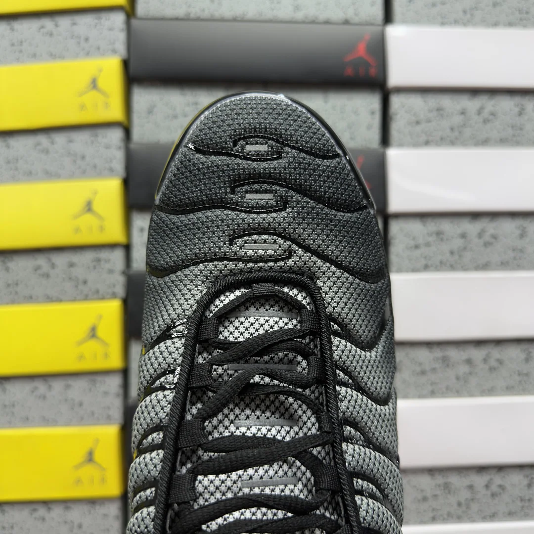 나이키 [BD] 에어 맥스 플러스 HM0709-100 201843 Nike Air Max Plus White Black Racer Blue 상세 이미지 4