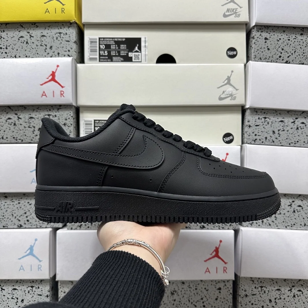 나이키 [XY/PB] 에어 포스 1 로우 CW2288-001 201727 Nike Air Force 1 Low '07 Black 상세 이미지 4